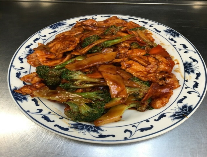 Chicken and broccoli stir fry