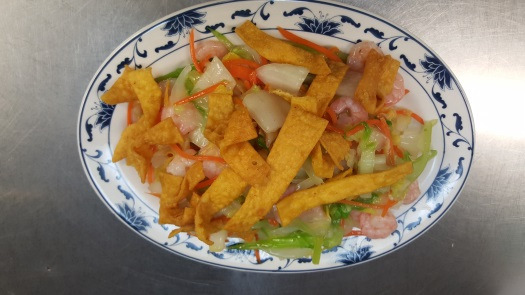 Chow mein with shrimp